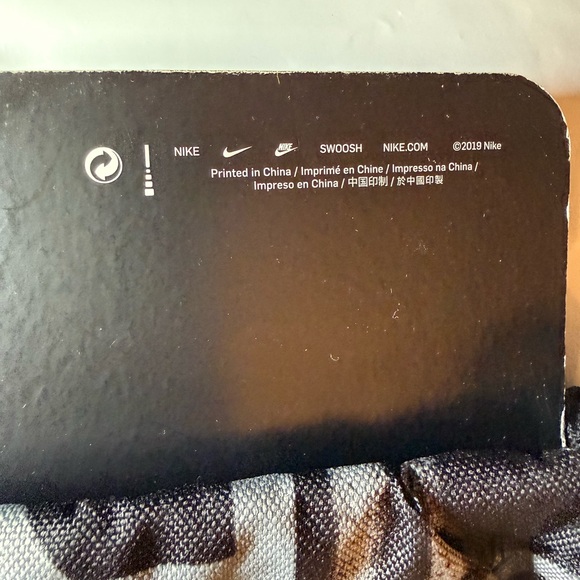 NWT Nike Black/Gray Logo Drawstring Gym Sack - Picture 6 of 10